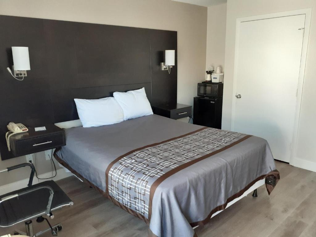 Travelodge by Wyndham Virginia Beach Bay Beach image 10