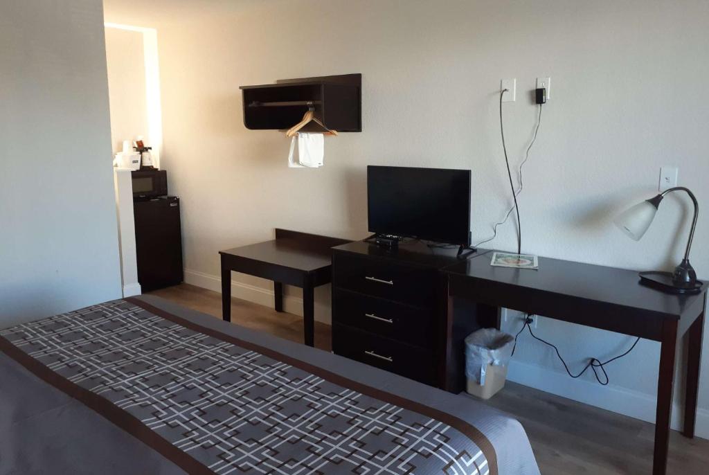 Travelodge by Wyndham Virginia Beach Bay Beach image 19